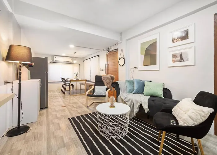 Spacious 4br Family Chatuchak Market 12 Sleeps Bangkok