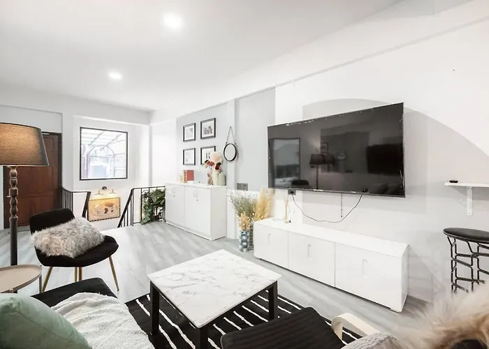 Spacious 4br Family Chatuchak Market 12 Sleeps Appartement *
